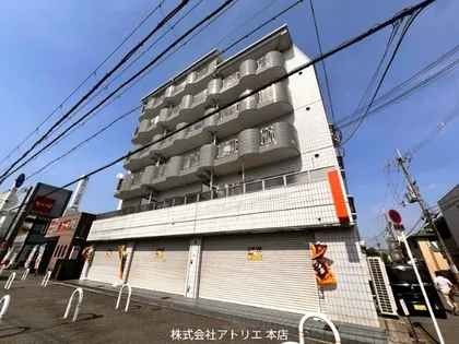 レジデンス清【5階】の外観