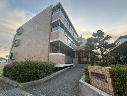 アインスローヤルの画像