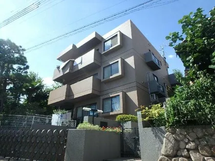 フォレスト岡本の画像