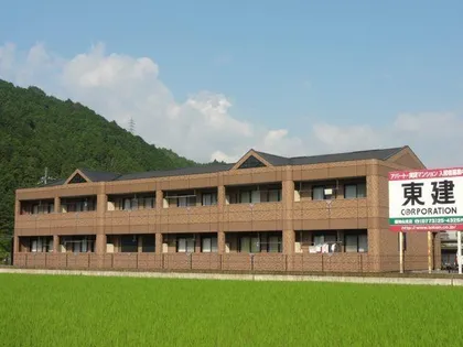 マルベリー【2階】の外観