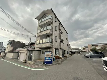 クラトン平野【3階】の外観