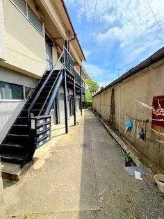 大阪府四條畷市大字中野【アパート】の外観