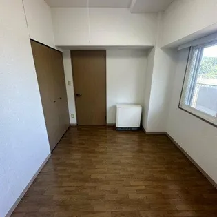 秀弐番館【101号室】の内装