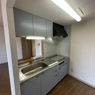 秀弐番館【302号室】のキッチン