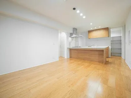 シャトードール プレミア【0102号室】の外観