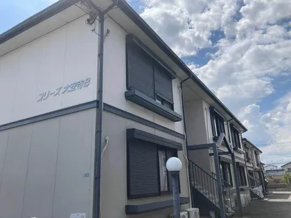 ブリーズ大安寺B C【B203号室】の外観