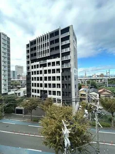 MID TERRACEの画像