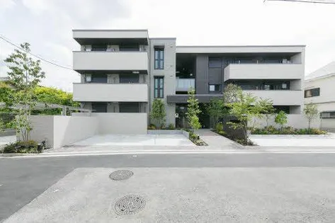 シャーメゾン ブランシュの画像