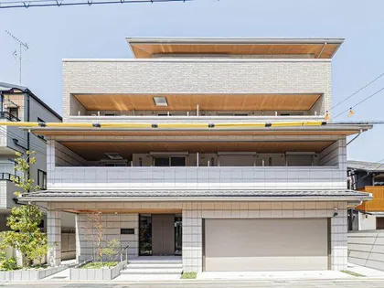 アウスレーゼ御所の画像