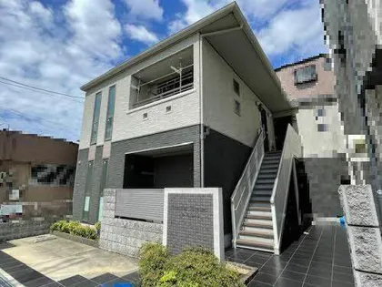 メゾンルミエールの画像