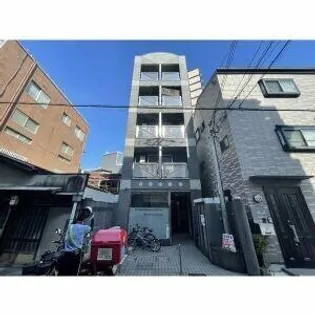 ピラタス【2階】の外観