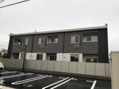 オーヴェスト ドゥーエの画像