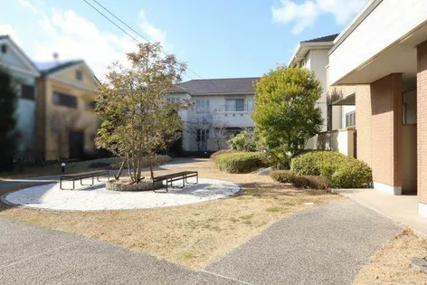 アヴニールの画像