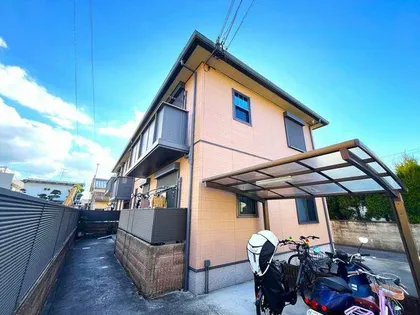 ファミネス横小路の画像