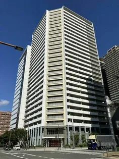 ローレルコート難波【5階】の外観