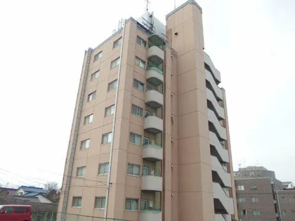 ステープル六供の画像