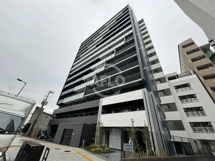 プレサンス大国町ラヴェニール【3階】の外観