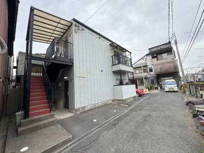 ウェルシー【2階】の外観