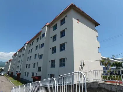 ユートピア川原2号棟【4階】の外観