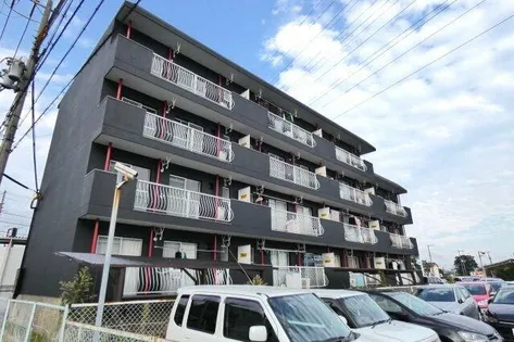 マンションシャトー【1階】の外観