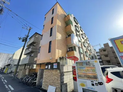ジュネスシャトーⅦ号館【5階】の外観