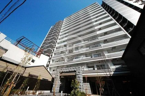 プレサンスロジェ難波GRANDWEST【6階】の外観