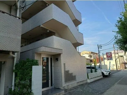 アーバンアメニティー【3階】の外観