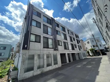 ラピスブラオ発寒の画像