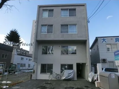 プランドール円山表参道【3階】の外観