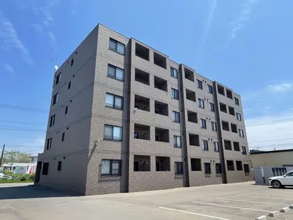 NEW PIAZZA西桔梗【5階】の外観