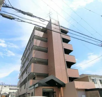 エレガントヒルズ2号館【1階】の外観