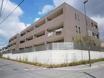 ブラヴールの画像