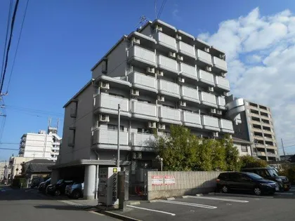 イーストアベニュー【2階】の外観