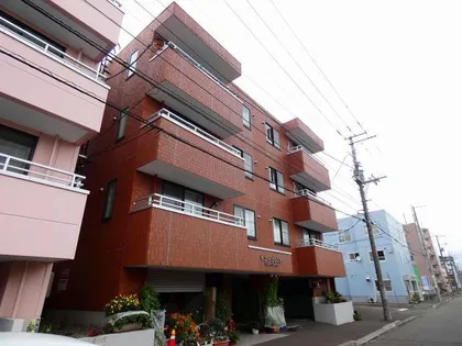 北海道札幌市中央区南二十三条西9丁目【マンション】の外観