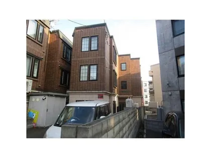 リッチタウン栄通六番館【202号室】の外観