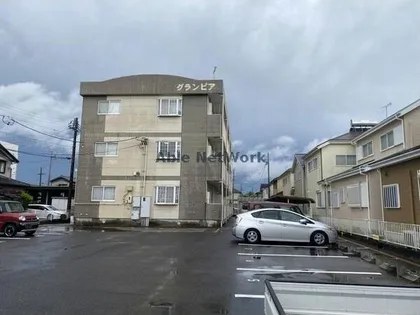 愛知県岡崎市矢作町字土井城【アパート】の外観
