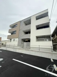 リバーサイド レジデンス【3階】の外観