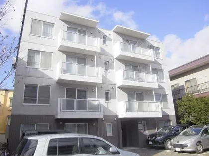 北海道札幌市東区北十三条東16丁目【マンション】の外観