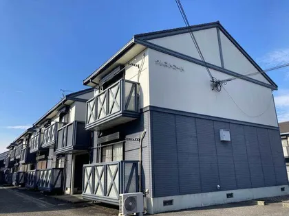 クレストコートの画像