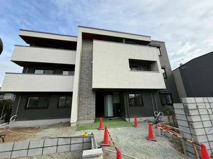 愛知県豊川市国府町茶ノ休【アパート】の外観