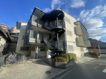 シャンテ畑中の画像