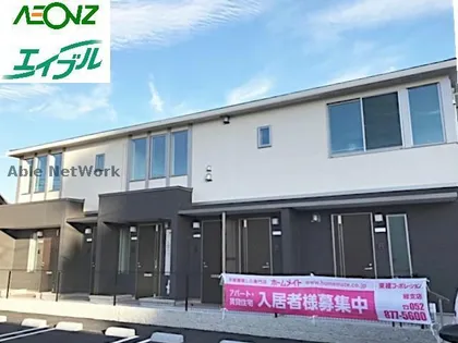 ラピス ワイ【2階】の外観