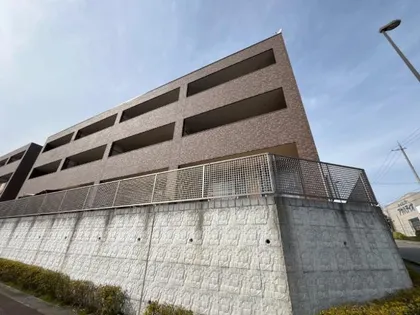 ブラヴールの画像