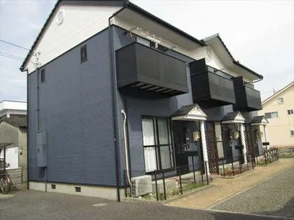 愛知県碧南市東浦町4丁目【テラスハウス】の外観