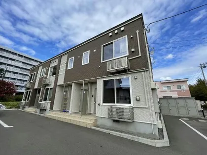 ローレル榎本の画像