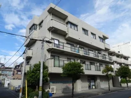 ラフィーネ曽根の画像