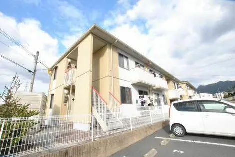 ハーティストN F棟【1階】の外観