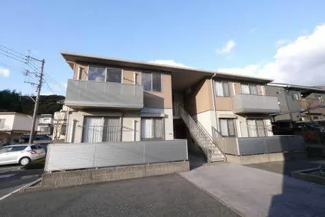 シャナイア A棟の画像