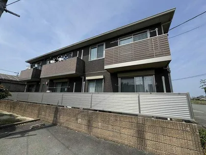 エアホルク ヴィラ A棟【1階】の外観