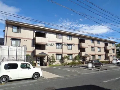 メゾン トリヴァンベールの画像